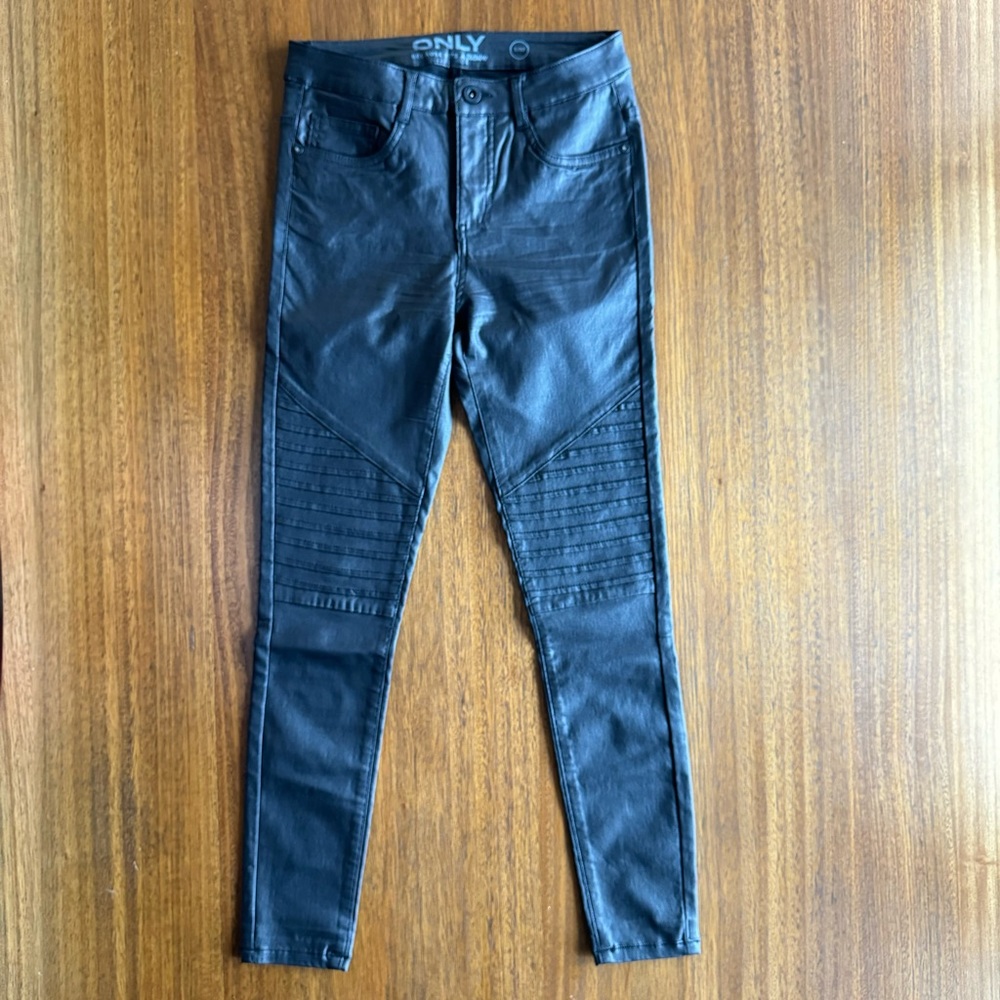 ⚡️ 5/$10 ONLY Black Moto Super Skinny Jeans Size Small